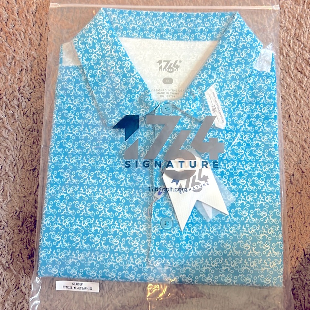1764 XL Light Blue Performance Polo